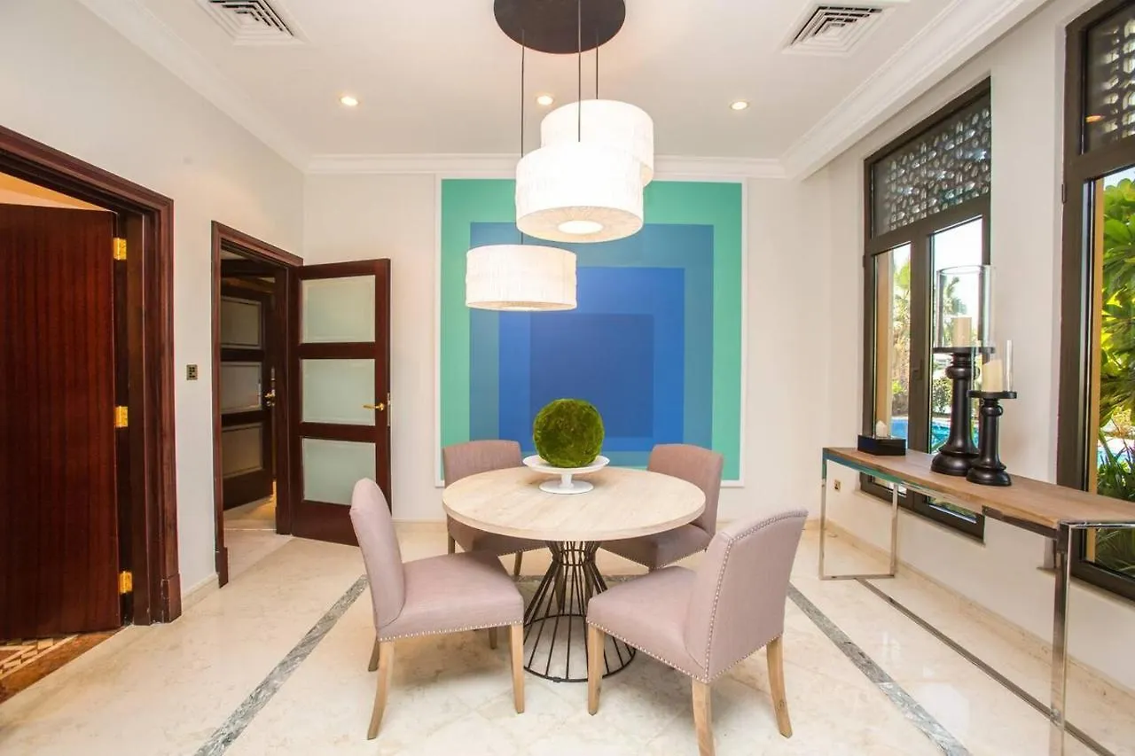 Frond F, Beachfront Villa, Palm Jumeirah - Mint Stay Dubai Villa