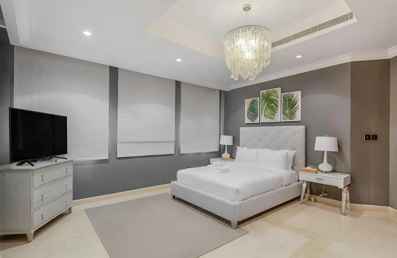 Frond F, Beachfront Villa, Palm Jumeirah - Mint Stay Dubai