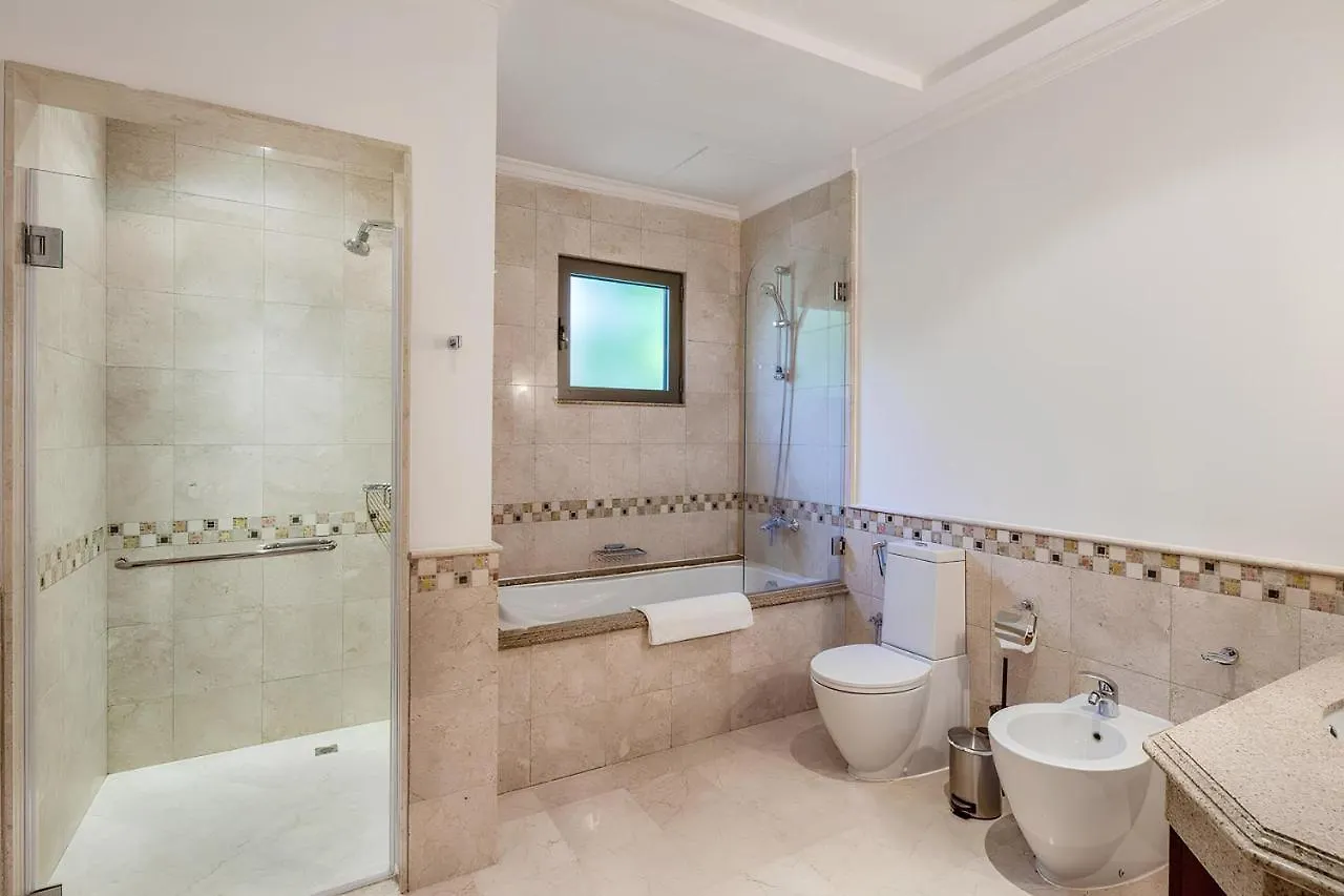 Frond F, Beachfront Villa, Palm Jumeirah - Mint Stay 두바이 0*,  아랍에미리트